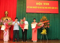 Trao giải Hội thi Kế toán nghiệp vụ KBNN năm 2015