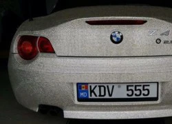 Tuyệt tác BMW Z4 đính 250.000 viên đá quý