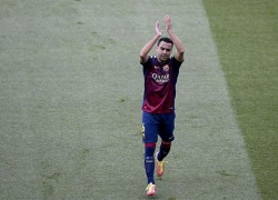 Xavi khóc rưng rức khi chia tay Barca