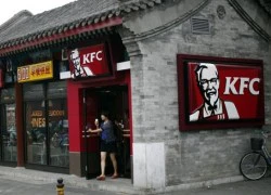 Ba công ty Trung Quốc bị kiện vì tung tin KFC dùng gà 8 chân, 6 cánh