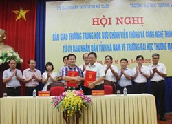 Chuyển Trường Trung học BCVT và CNTT Hà Nam sang Đại học Thương mại