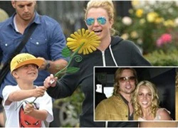 Britney Spears thừa nhận từng là fan cuồng của Brad Pitt