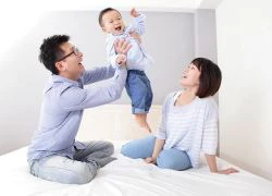 Cách thể hiện chứng tỏ chồng bạn là một người yêu vợ