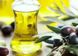 Công dụng làm đẹp từ dầu olive