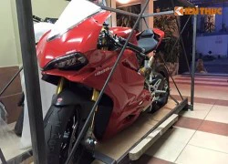 "Đập thùng" siêu môtô Ducati 1299 Panigale tại Hà Nội