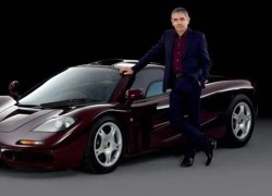 Hai lần bị đâm, xe của "Mr.Bean" vẫn bán được 12 triệu USD