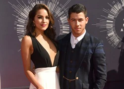 Hoa hậu Hoàn vũ 2012 đau lòng sau khi chia tay Nick Jonas