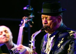 Huyền thoại nhạc jazz Ornette Coleman qua đời ở tuổi 85