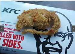 Khách hàng tố cáo KFC vì miếng thịt gà nhìn giống... chuột