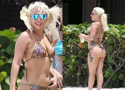 Lady Gaga diện bikni lộ thân hình ngấn mỡ