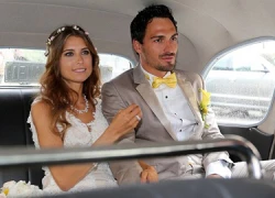 Mats Hummels kết hôn với bạn gái lâu năm