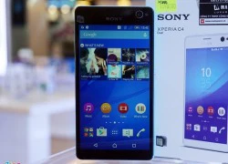 Mở hộp Xperia C4 dáng mỏng, chuyên chụp selfie giá 7,2 triệu