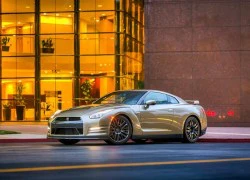 Nissan ra mắt GT-R 2016 Gold Edition mừng sinh nhật 45 năm