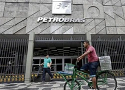 Petrobras lại &#8220;gây sóng&#8221; trên chính trường Brazil