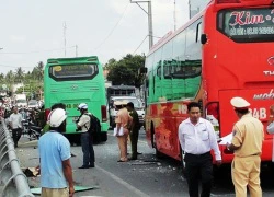 Rút giấy phép kinh doanh 2 hãng xe khách trong vụ tai nạn 5 người chết