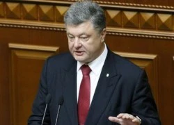 Tổng thống Poroshenko: "Cần phải đề phòng "cuộc xâm lược toàn diện" từ Nga"