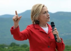 Bà Hillary Clinton: Người dân Mỹ hãy tin tưởng tôi