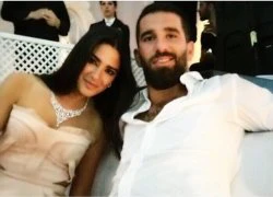 Chờ lên đời, "hàng hot" Arda Turan yêu nhanh cưới vội