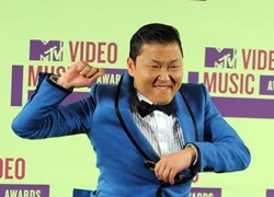 Chủ nhân hit &#8216;Gangnam Style&#8217; chật vật tìm lại bản sắc