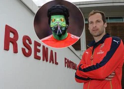 Đào tẩu khỏi Chelsea, Petr Cech bị fan dọa giết