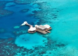 Du ngoạn nhà hàng dưới nước đẹp huyền ảo tại Maldives