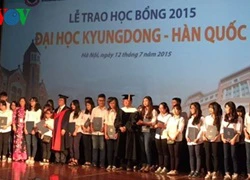 Hà Nội: Trên 340 học sinh THPT nhận học bổng của Đại học Kyungdong