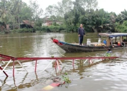 Hình ảnh trục vớt cây cầu bị sà lan kéo sập