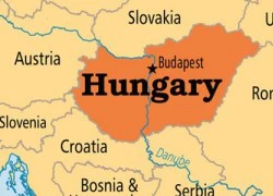 Hungary sắp hoàn thành hàng rào biên giới ngăn người tị nạn