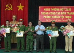 Khen thưởng công an truy bắt tài xế gây tai nạn rồi bỏ trốn