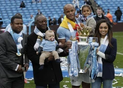 Kompany không sang Việt Nam vì vợ sinh em bé