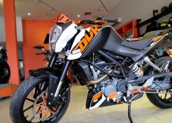 KTM Duke 200 bản mới hạ thấp chiều cao về Việt Nam