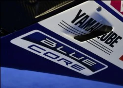 Movistar Yamaha MotoGP "dán tem" BlueCore cho xe đua YZR M1