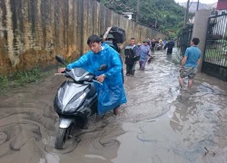 Quảng Ninh ngổn ngang sau mưa lụt