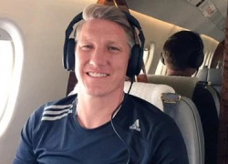 Schweinsteiger đưa bạn gái Ivanovic cùng đến Manchester