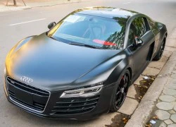 Siêu xe Audi R8 sơn màu đen mờ tại Hà Nội