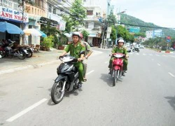 Theo chân công an phường truy bắt tội phạm