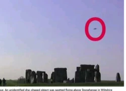 UFO xuất hiện tại di tích Stonehenge ở Anh?