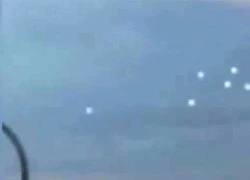 [Video] 10 UFO bí ẩn bất ngờ xuất hiện trên bầu trời Nhật Bản