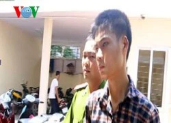 "Yêu" cùng lúc... 4 anh, thiếu nữ "nhờ" công an truy bố con mình