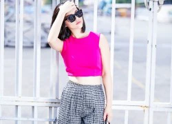 Á hậu Hoàng My diện crop-top khoe eo thon dạo phố