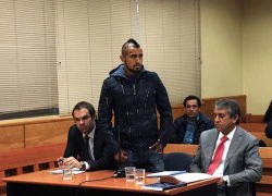 Arturo Vidal lao động công ích