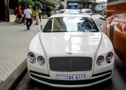 Bentley siêu sang của đại gia Campuchia lăn bánh trên phố Việt