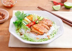 [Chế biến] &#8211; Bún trộn gà áp chảo cho bữa sáng hoàn hảo