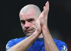 Darron Gibson uống say rồi tông người: Chạy không thoát vì... hết xăng