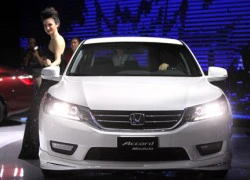 Honda tăng thêm thiết bị cho Accord