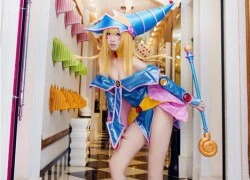 Hút hồn với cosplay Dark Magician Girl gợi cảm