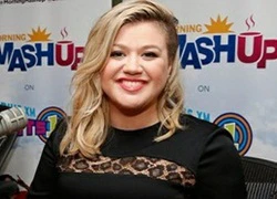 Kelly Clarkson khóc nức nở khi thông báo mang thai lần 2