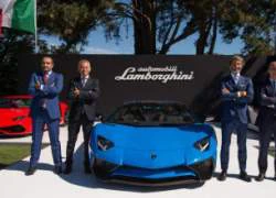 Lộ giá xe &#8220;con cưng&#8221; của Lamborghini Aventador SuperVeloce Roadster