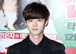 Luhan (EXO) và SM lần đầu tranh luận tại tòa