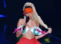 Miley Cyrus, Rita Ora mặc xấu nhất thảm đỏ VMA